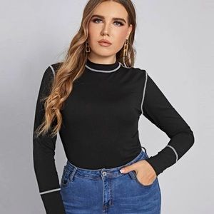 SHEIN BLACK AND WHITE LONG SLEEVE